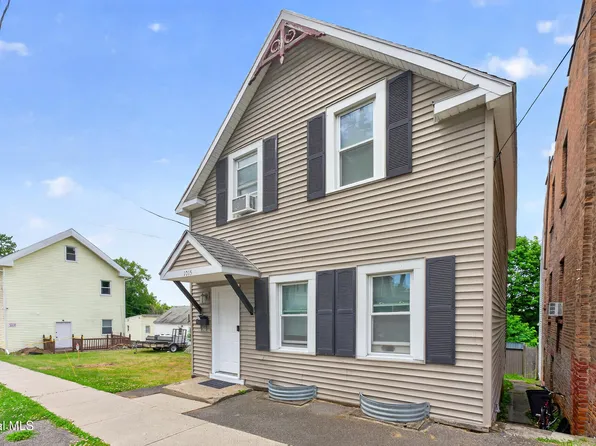 1015 1st Street, Rensselaer, NY 12144