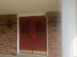 3908 Stanka Ln, Godfrey, IL 62035
