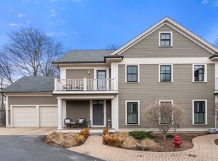 75 Auburn St, Auburndale, MA 02466