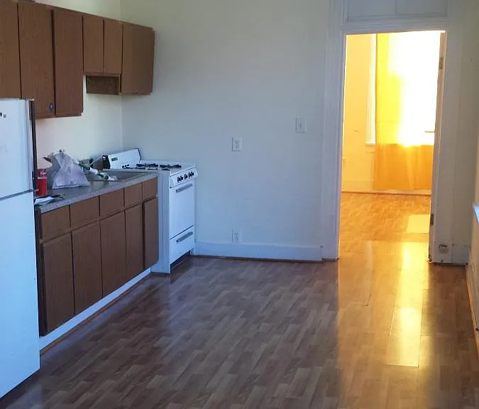 2129 Saint Paul St #2 — Photo 2