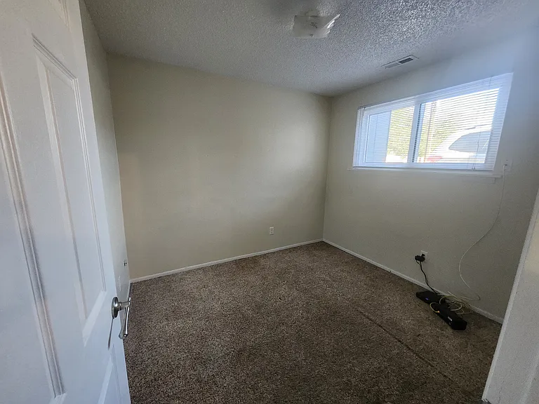 815 E Ivinson Ave #4 — Photo 4