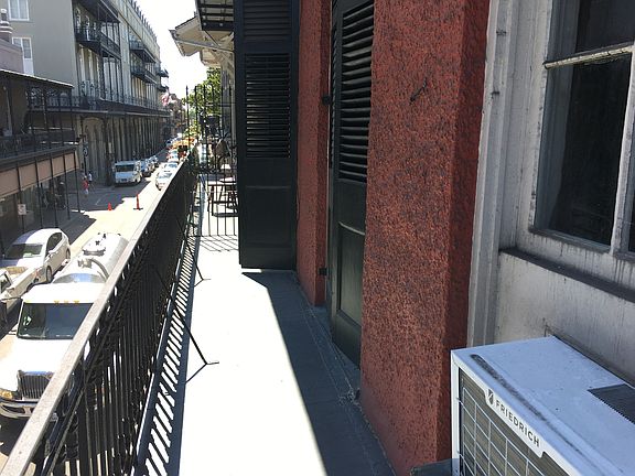 3rd image of 712 Saint Louis St #202