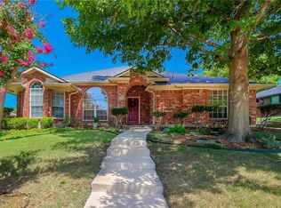 1102 Whispering Gln, Rockwall, TX 75087