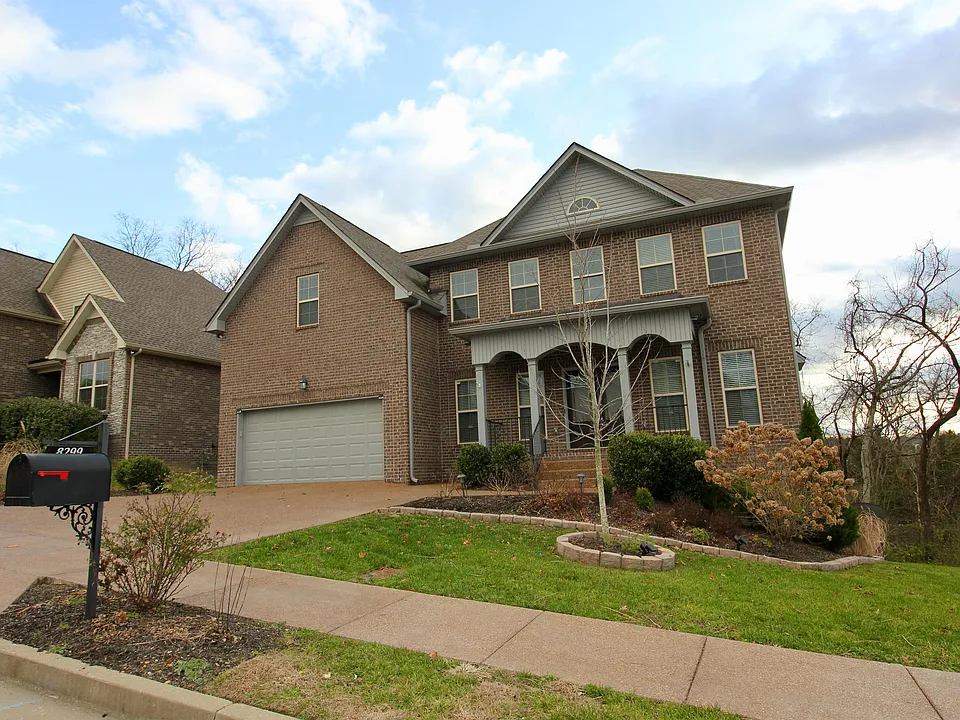8299 Tapoco Ln