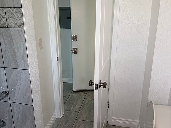 2nd image of 3711 Pueblo Ave APT 1
