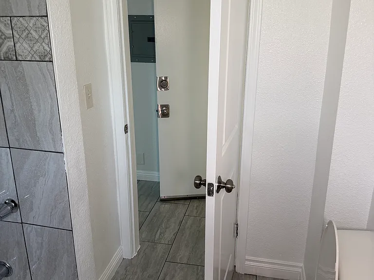 3711 Pueblo Ave #1 — Photo 2