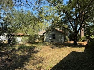 708 Perkins St, Franklin, TX 77856