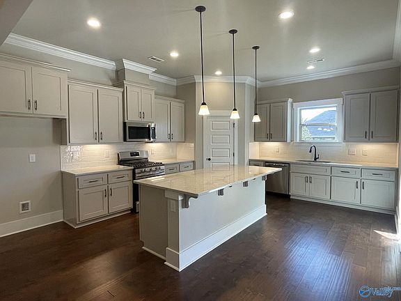 2nd image of 8895 Mountain Preserve Blvd SE
