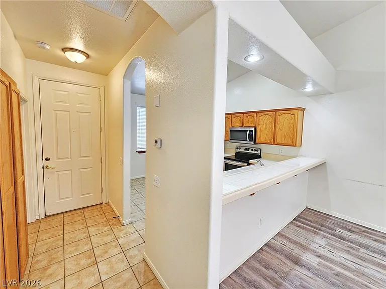 1041 S Marne Ct #4 — Photo 18