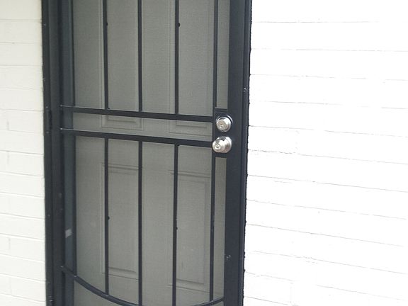5th image of 1447 S Jones Blvd APT E102
