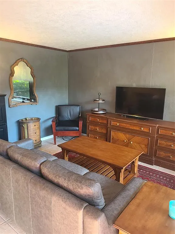 1 bed, 1.0 bath, $1,800 — Photo 4