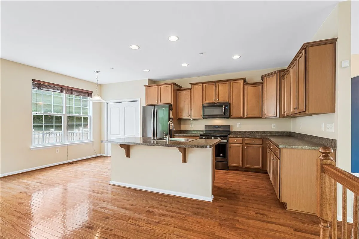 5053 Wesley Square - 1 — Photo 4
