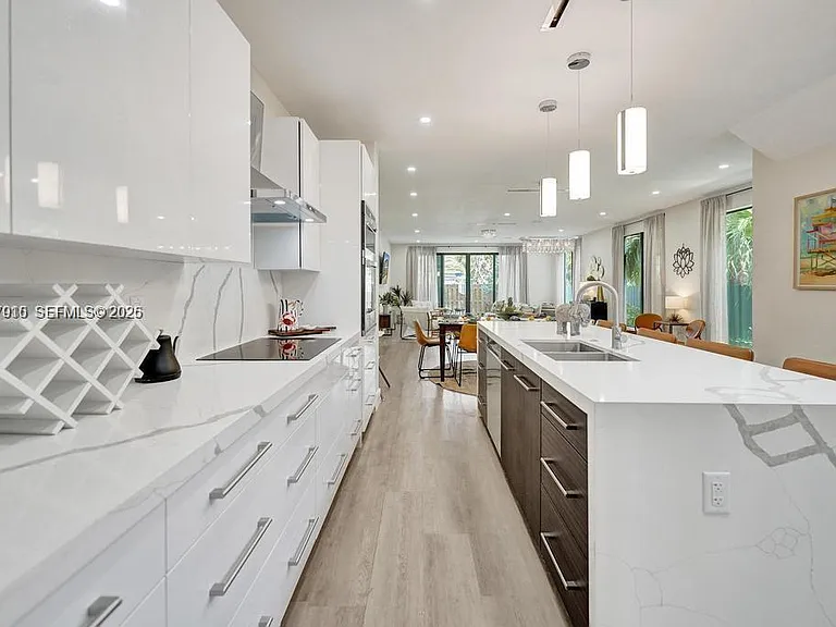 1101 NE 16th Ter #Townhouse 1 — Photo 4
