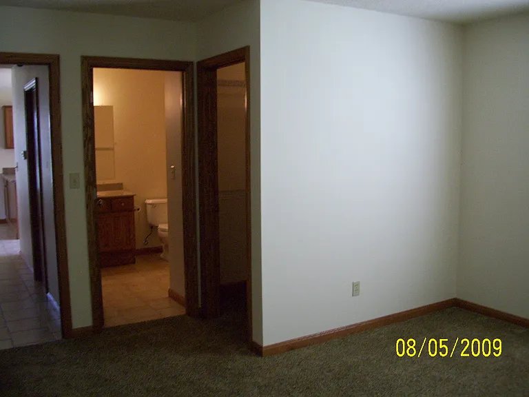 529 Rumbach Ave #527 — Photo 10