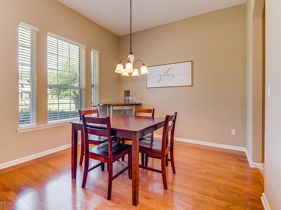 3rd image of 8054 Sierra Oaks Blvd