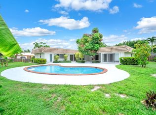 1424 SW 13th Dr, Boca Raton, FL 33486