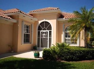803 Niemen Dr, Palm Beach Gardens, FL 33410