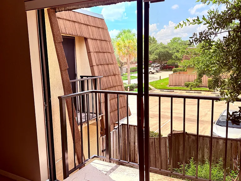 5257 Coral Ct — Photo 9