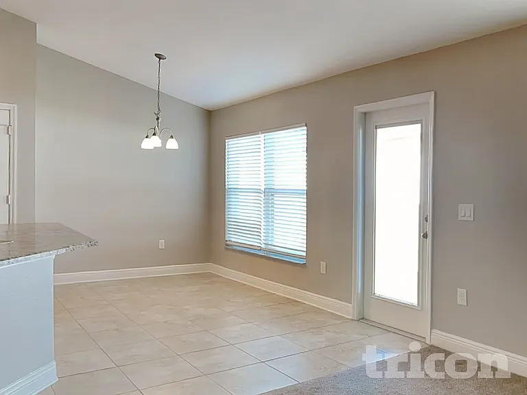 1599 Lemon Ave — Photo 4