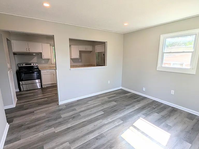 223 Riggs St #1 — Photo 3