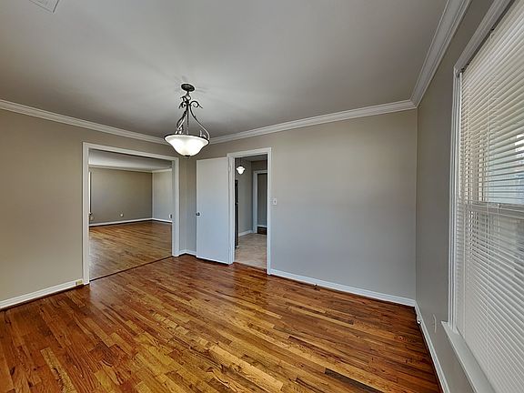 5th image of 4919 Birchman Ave