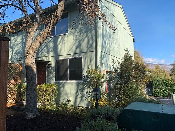 2nd image of 383 Glenn St