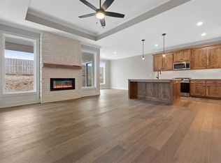 25024 W 94th Ter, Lenexa, KS 66227