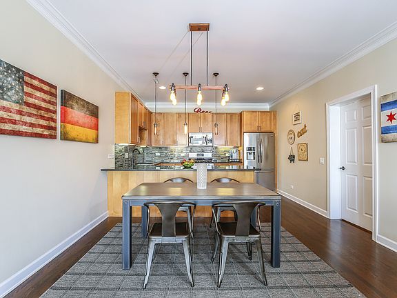 5th image of 2107 W Belmont Ave Unit 4B