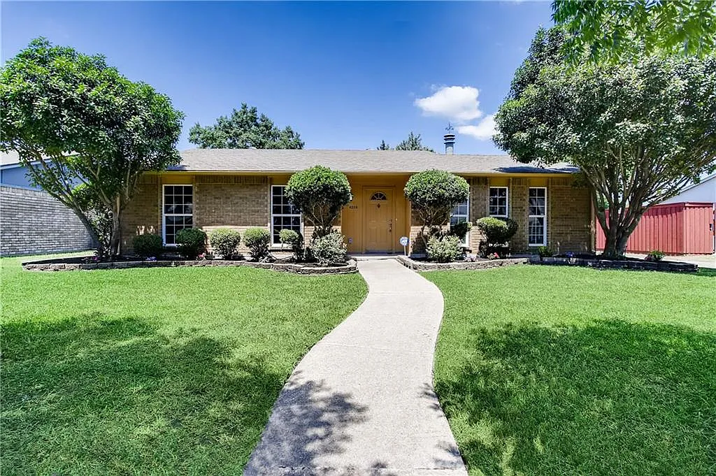 4209 Ash Crest Dr photo 1