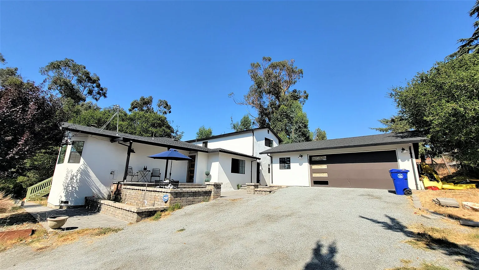 22694 Valley View Dr photo 1