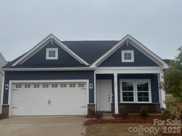 202 Rodeo Dr, Shelby, NC 28150