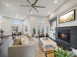 405 River St, Minneapolis, MN 55401