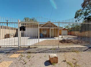 3016 3rd St NW, Albuquerque, NM 87107