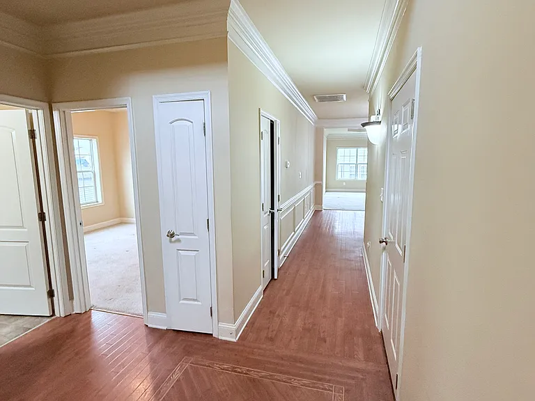 Oakley Lane Villa Entry/Hallway