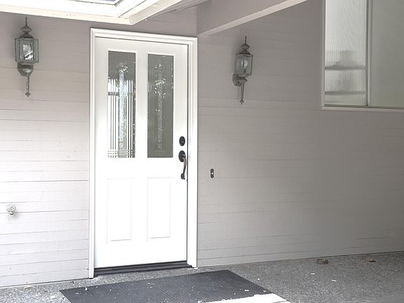 2nd image of 8704 NE 21st St