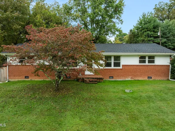 2007 W Walnut St, Johnson City, TN 37604