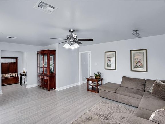 5th image of 2312 Judy Dr