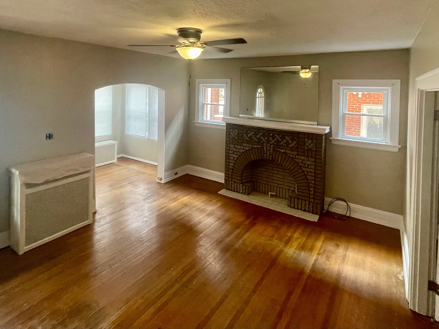 2 bed, 1100 sqft, $1,400 — Photo 3