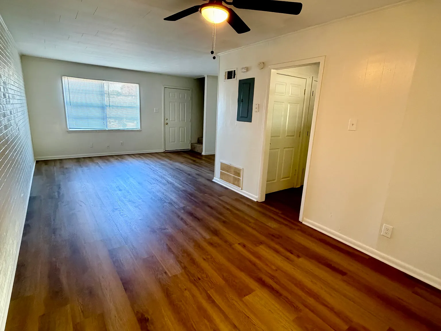 109 W Bacon St — Photo 1
