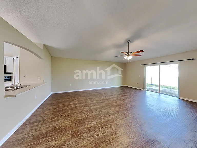 3941 Warbler Dr — Photo 7