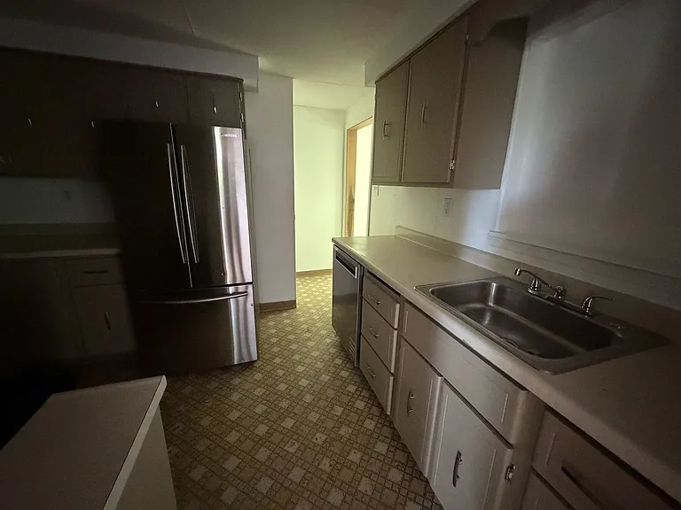 1016 Old Washington Rd — Photo 12