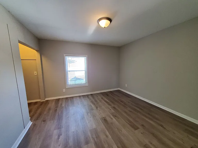 112 Fairbanks St NE — Photo 11