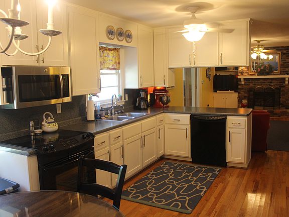 New kitchen cabinets!