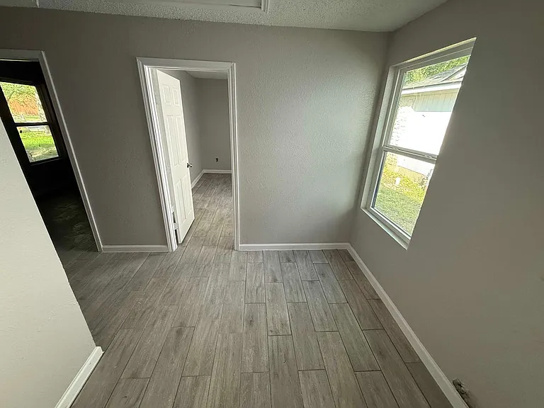 12058 Trotwood Dr — Photo 9