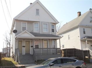 220 Smith St, Bridgeport, CT 06607