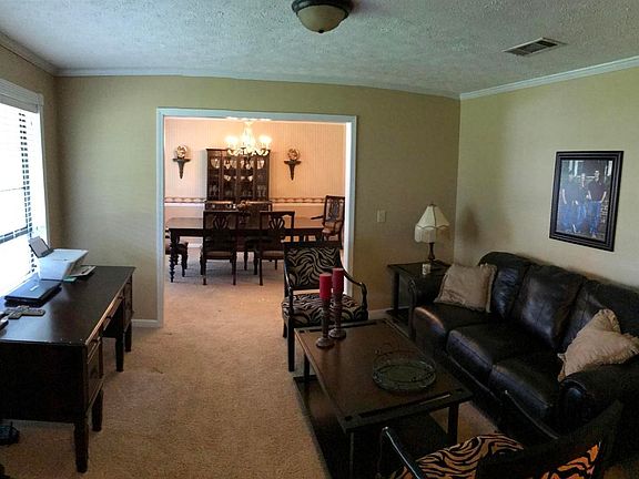5th image of 39 Sherwood Dr