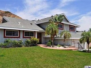 10801 Kurt St, Sylmar, CA 91342