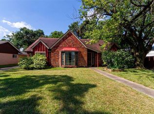 6810 Northampton Way, Houston, TX 77055