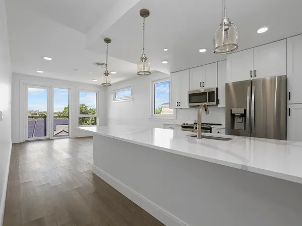 64 Alpine St #401, Roxbury, MA 02119