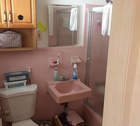 5th image of 1632 NE 4 Place